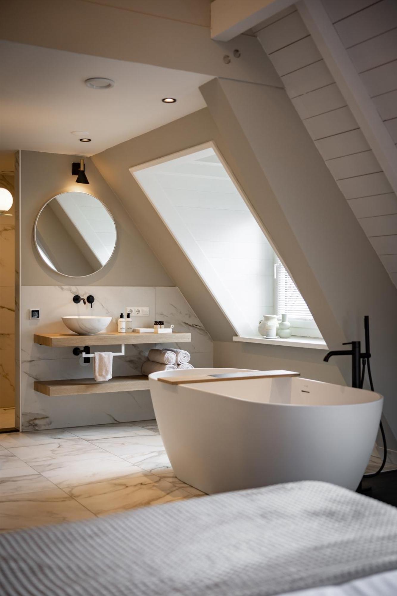 The River Suites Deventer Bagian luar foto